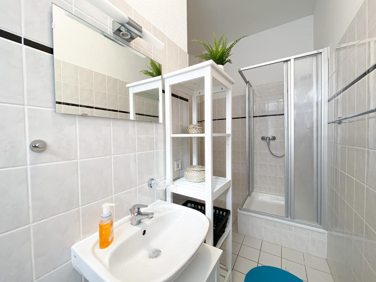 Wunderschöne Direkt Auf Der Karl-heine-straße Apartment